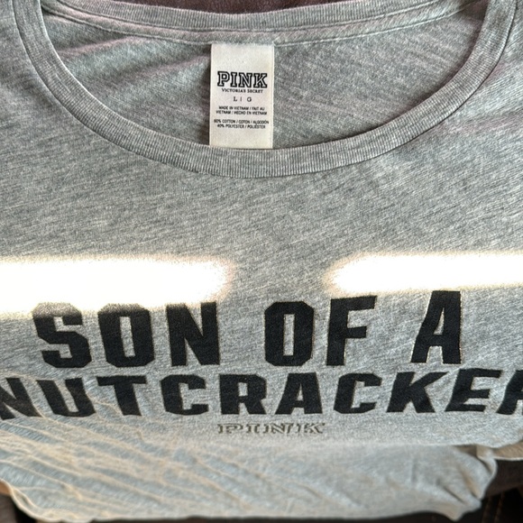 Vs pink t shirt - Picture 2 of 4